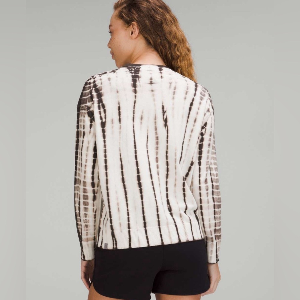 LULULEMON TIE DYE CREWNECK SWEATER - Picture 2 of 11